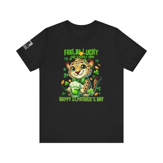 Feelin’ Lucky And Slightly Tipsy – Funny Irish Drinking T-Shirt